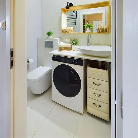 Modern For Remote Work In The Centre Of By Renters 아파트 바르샤바
