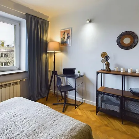 Modern For Remote Work In The Centre Of By Renters * 바르샤바