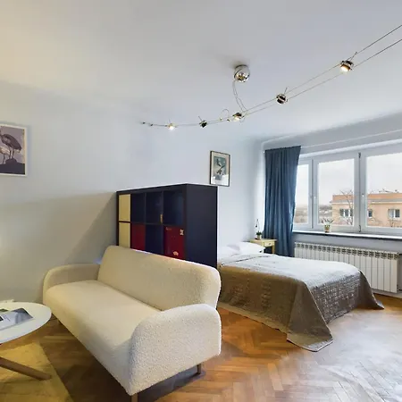 Διαμέρισμα Modern For Remote Work In The Centre Of By Renters